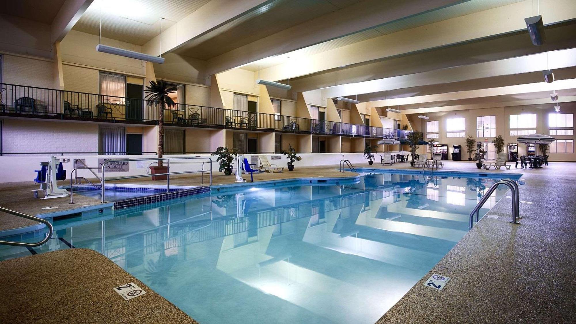 Country Inn & Suites By Radisson, Fergus Falls, Mn Værelse billede